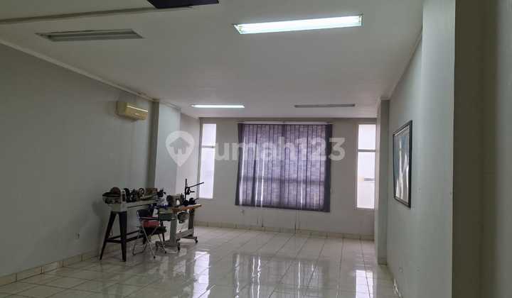 Disewakan Ruko Emerald di Summarecon Bekasi