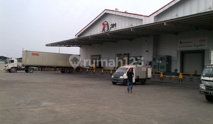 Warehouse Ready for Use For Sale in Deltamas, Bekasi