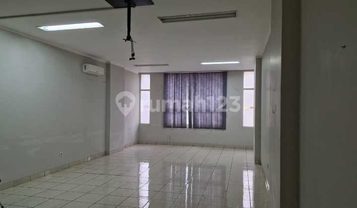 For Rent Emerald Ruko in Summarecon Bekasi For Rent Emerald Ruko in Summarecon Bekasi