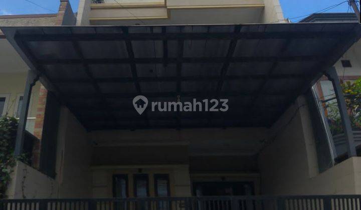 Dijual Rumah di Gading Griya Lestari 3 Lantai SHM Bagus 1