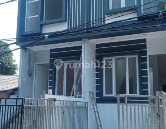 Rumah di jual di Jl. Camar Komplek Bea cukai 2 Lantai SHM Baru Hadap Timur (wel) 2