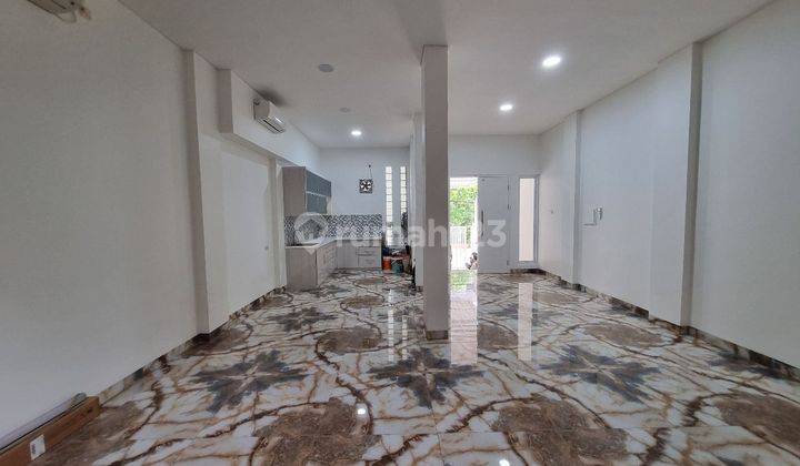 Rumah Bagus & Modern di jual di Jl. Kelapa Lilin 4 Lantai Siap Huni (Devi) 1