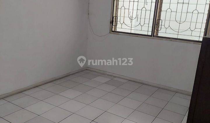 Rumah disewakan di Jl. Kelapa Puan 2 Lantai SHM Bagus 2