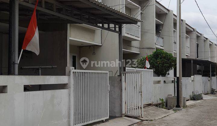 Rumah disewakan di Gading Griya Lestari New 2 Lantai Siap Huni Hadap Selatan 2