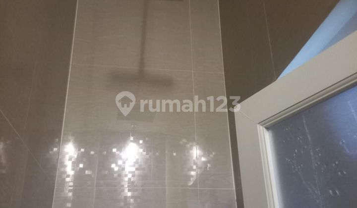 Dijual Rumah di Jln Gading Mas Barat Kelapa Gading SHM 2