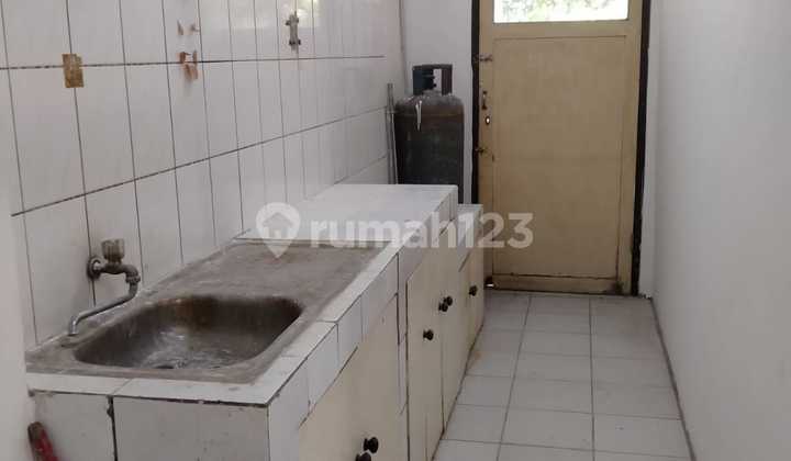 Disewakan Rumah di Kelapa Gading Bcs 1.5 LT 2