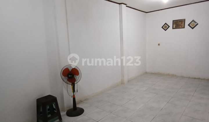 Disewakan Rumah di Kelapa Gading Bcs 2Lt 2