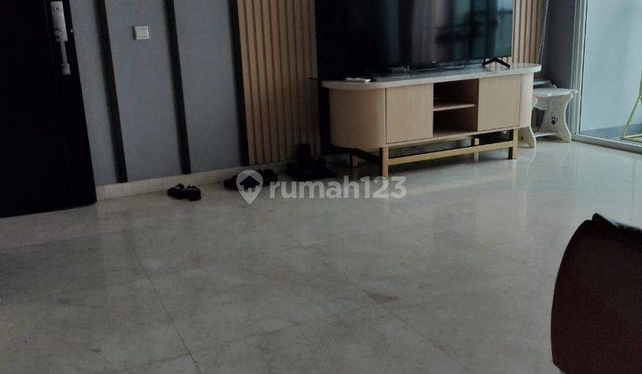 Dijual Apartemen The Kensington Royal Suites 4 Kamar Tidur Bagus Furnished Siap huni.(Johan) 2