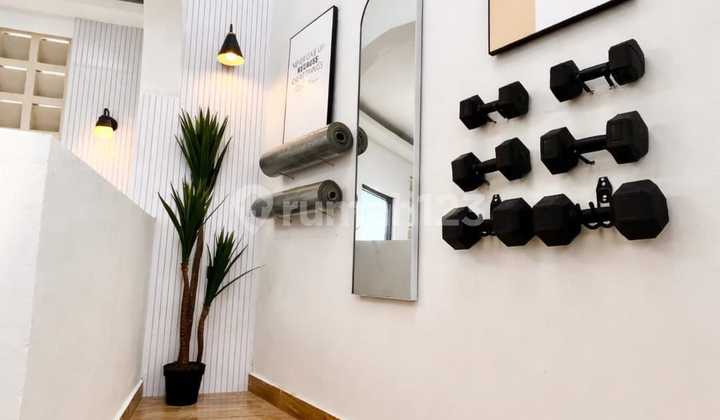 For Sale, Operating Boarding House with 21 Rooms in Tomang, Strategic Location 2