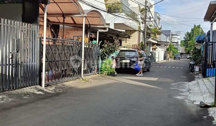 Disewakan Rumah Standard Di Jl. Kelapa Cengkir Barat Kelapa Gading (tante)