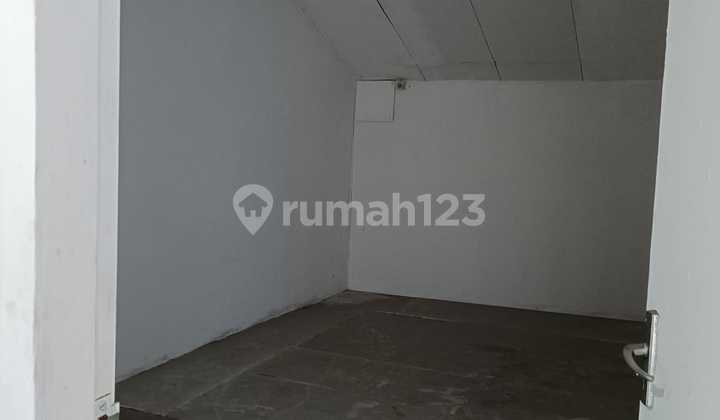 Disewakan Rumah Standard Di Jl. Kelapa Cengkir Barat Kelapa Gading (tante) 2