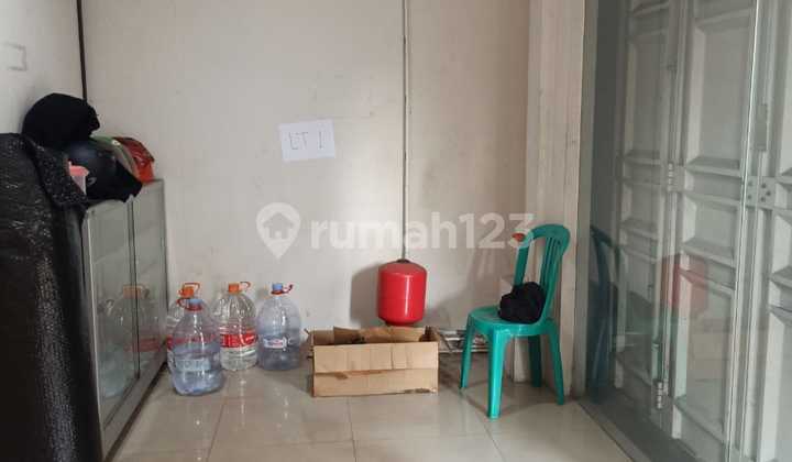 For Sale: Shop House on Hayam Wuruk, Ready to Use, Freehold Title (Toma) 1
