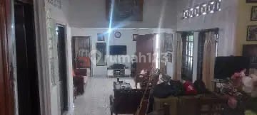 Rumah Lokasi Strategis di Pinggir Jalan, Kemayoran, Jakarta Pusat 2