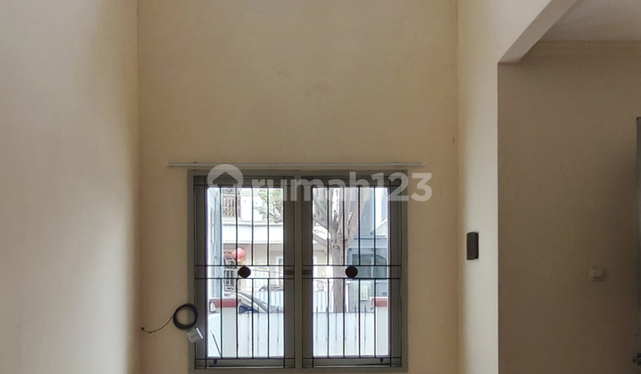 Murah! Rumah Cantik dan Nyaman di Villa Permata Kelapa Gading 2