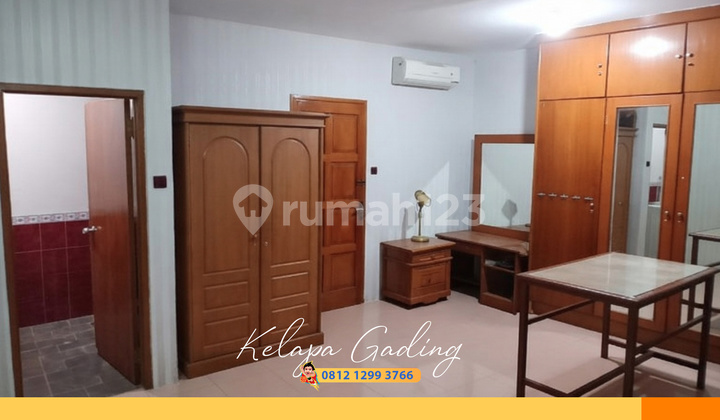 Murah! Jarang Ada Rumah Janur Elok Kelapa Gading 2 Lantai