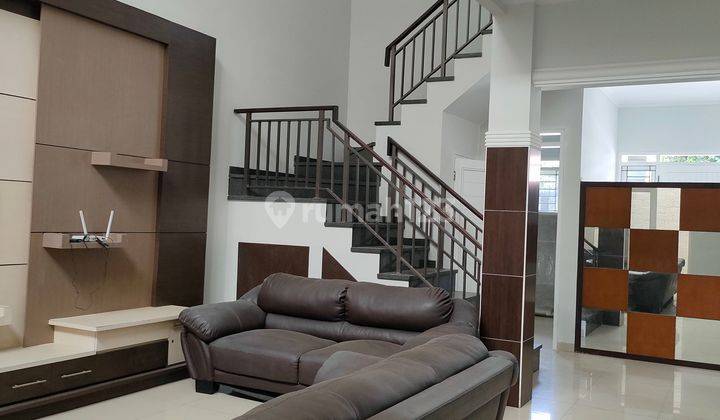 Dijual Rumah Siap Huni Di Batununggal Mulia, Baru Renov, One Gate Sistem 1