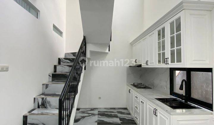 Dijual Rumah Cantik Di Turangga Siap Huni, Lokasi Strategis 1