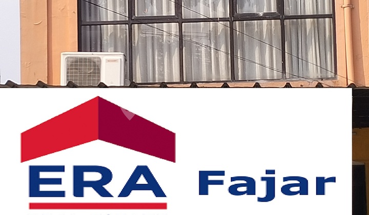 2.5-story shop house in Pancasan, West Bogor 2.5-story shop house in Pancasan, West Bogor