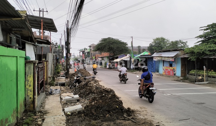 Land for sale ready to use on Jalan Pahlawan, Citeureup, Bogor Regency