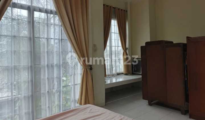 Rumah 3 Lantai LT 235 M² Siap Huni, Harga di Bawah Pasar 2