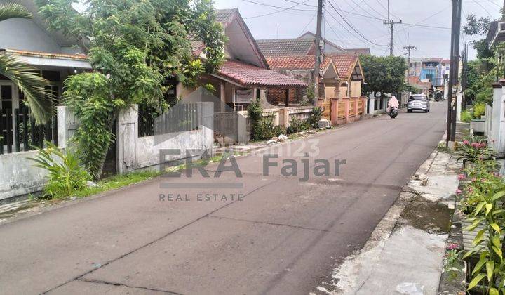 foto lainnya rumah di boulevard kompleks laladon