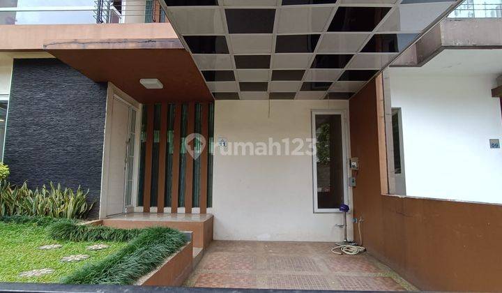 Rumah 2 Lantai Di Jalan Boulevard Royal Tajur Bogor 1