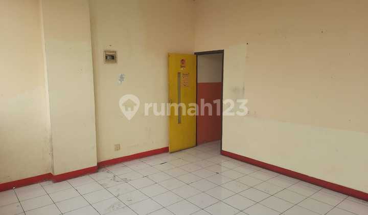 Ruko Dekat Fasilitas Kesehatan 2 Kamar di Pajajaran