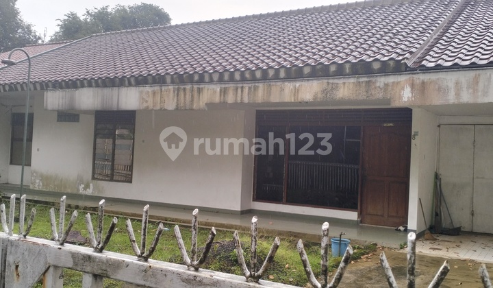 House for office or business space next to IPB Vocational Bogor 1