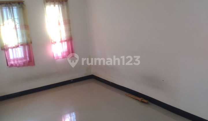 For Sale, Attractive House Price in Taman Kopo Indah 1