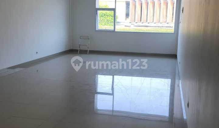 For Rent 2-Story Shophouse Ready for Use in Mekar Wangi Bandung