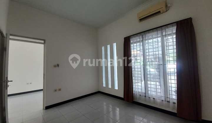 Di Sewakan Rumah Bisa Untuk Tinggal/ Kantor Di Taman Kopo Indah 3 2