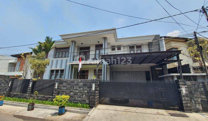 Dijual Rumah Mewah Siap Huni Dekat Pusat Kota Sayap Riau Bandung