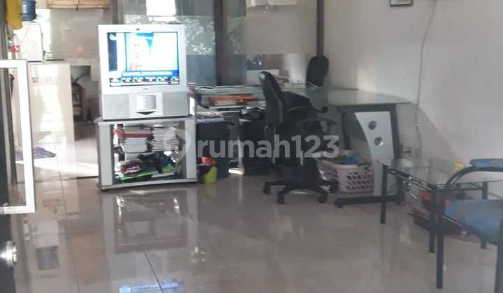 Di Sewakan Rumah Di Sayap Tki Komplek Daerah Sadang  2