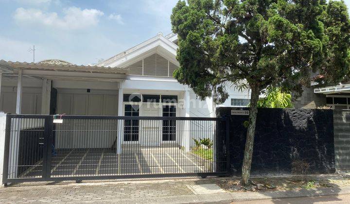 Disewakan Rumah Homey Dan Nyaman Di Singgasana Pradana Kuldesak 1