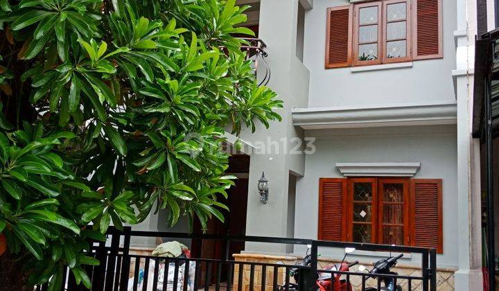 Dijual Rumah 2 Lantai Siap Huni di Gading Residance Jakarta  1