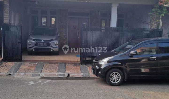 Dijual Rumah Cantik Cluster Taman Sari di Harapan Indah Bekasi  1