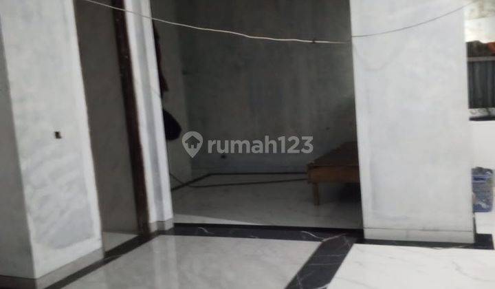 Dijual Rumah Bagus di Perumahan Pulomas Jakarta Timur  2