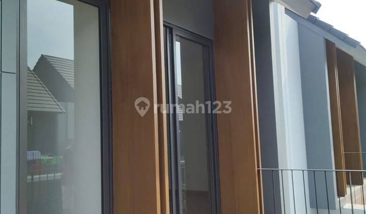 Dijual Rumah 2 Lantai di Wisteria Metland Menteng Jakarta  2