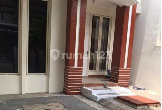 For Sale 2-Story Move-in Ready House in Royal Residence Cakung Cluster For Sale 2-Story Move-in Ready House in Royal Residence Cakung Cluster
