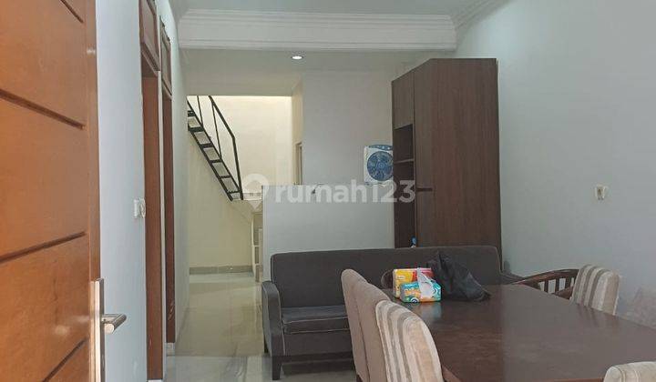 Disewakan Rumah Minimalis Di Hibrida Kelapa Gading Jakarta 2