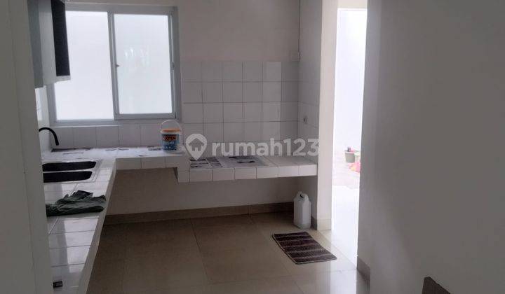 Disewakan Rumah Cluster Zebrina Di Jakarta Garden City  2