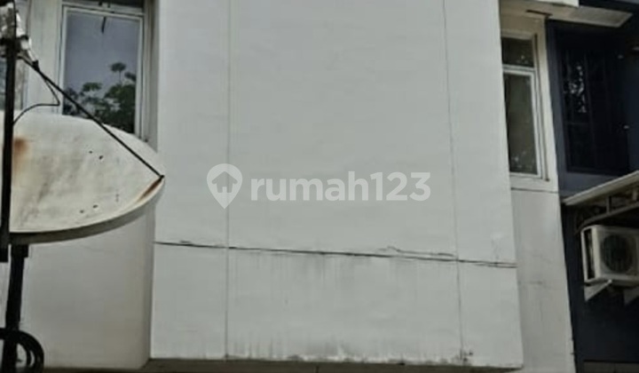 Disewa Ruko 2,5 Lantai Boulevard Graha Raya Tangerang Selatan Lokasi Strategis Siap Usaha Disewa Ruko 2,5 Lantai Boulevard Graha Raya Tangerang Selatan Lokasi Strategis Siap Usaha