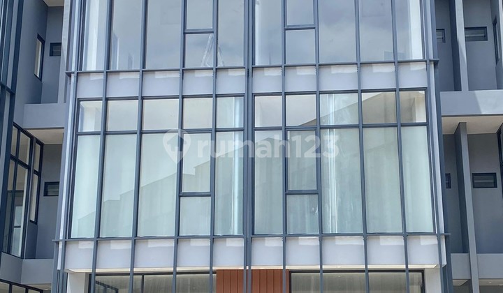 Di Sewa Ruko Baru Gandeng 3 Lantai Tabespot BSD Tangerang Lokasi Strategis Sel