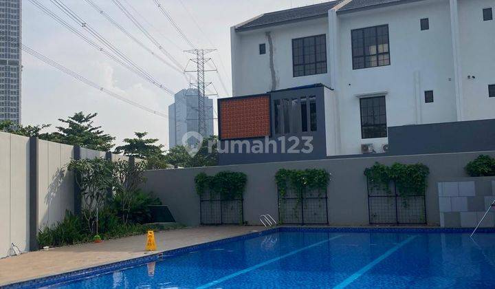 Dijual Rumah 3 Lantai Brand New Sutera Winona Alam Sutera Tangerang Furnished Bagus Siap Huni  2