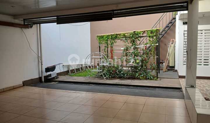 For Sale Villa House Jaka Setia Galaxi South Bekasi Good Ready to Occupy 2