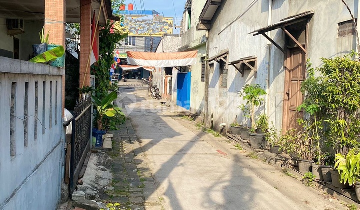 Cheapest Hook House Below Market Price, Ready to Occupy, Flood-Free in Perumnas 3, Aren Jaya, East Bekasi 2