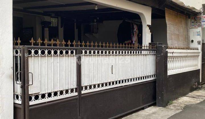 Rumah bagus,murah,strategis,siap huni di Cipinang besar selatan,Jatinegara,Jakarta timur 1