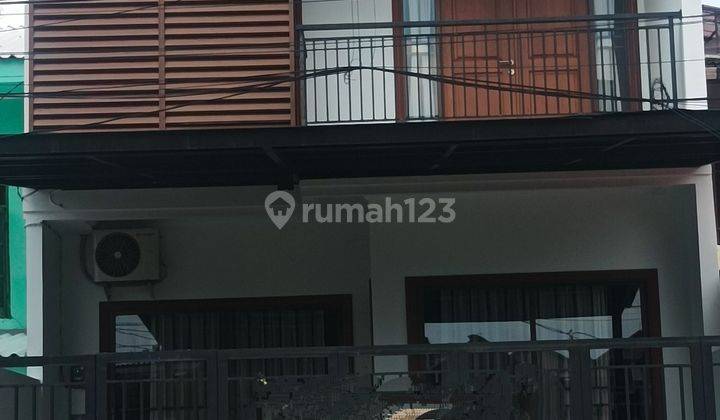 Rumah baru,2 lantai,minimalis modern,siap huni,semi furnished,lokasi strategis di pondok bambu,duren sawit,Jakarta timur  1