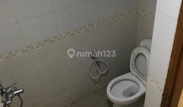 Rumah 2 lantai,minimalis modern,siap huni,murah,lokasi strategis di Rawamangun,Jakarta timur 2