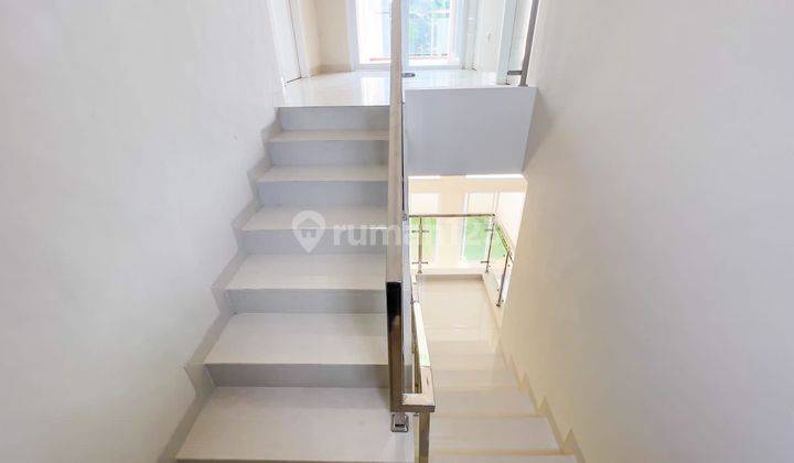 Rumah 2 Lantai,minimalis Modern Dengan Mezzanine Dalam Town House Di Pasar Minggu,jakarta Selatan 2